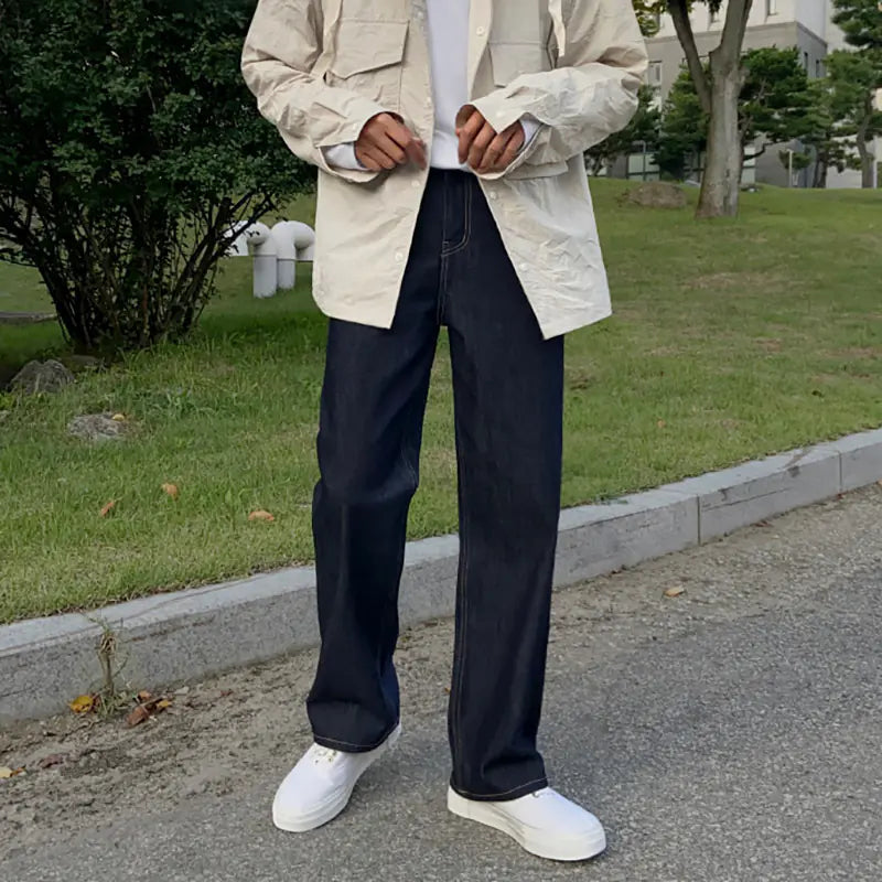 Casual Comfort Men’s Straight Jeans